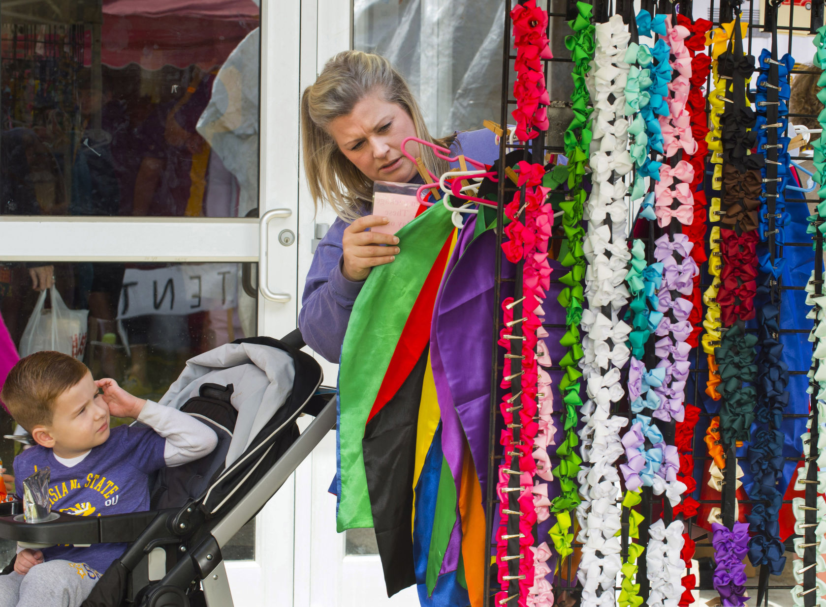 BR.artscrafts.112419 TS 608.jpg